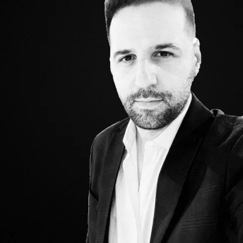 Cristian — Ingegnere del software indipendente, fondatore di Sigilium, Cagliari